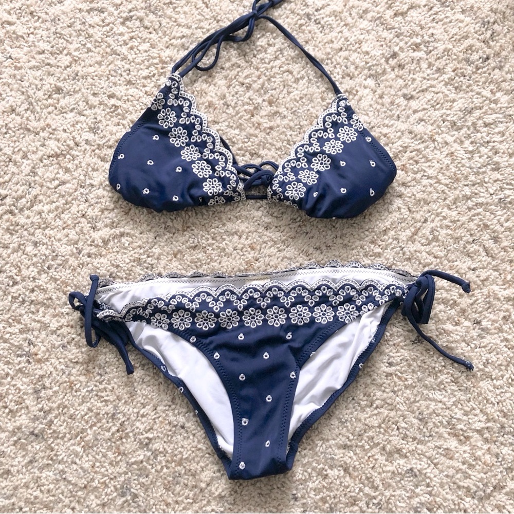 Women’s Navy Blue Floral Bikini Size S